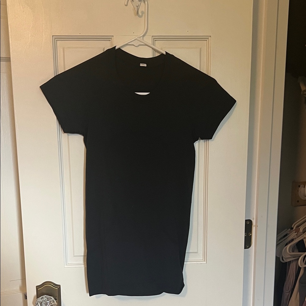 lululemon athletica Black Short Sleeve Tee